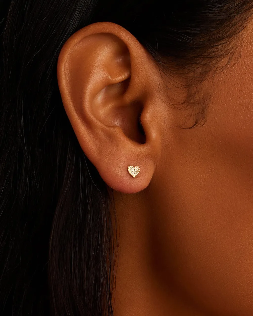 gorjana Diamond Vintage Heart Studs 14k Solid Gold Fashion